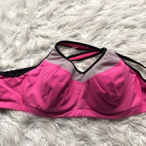 VSX 34DDD sports bra. High Impact.